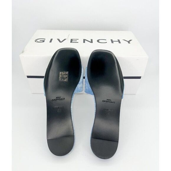 NWT GIVENCHY Light Blue Denim Silver Tone 4G Logo Flat Sandals Size EU37 - Picture 7 of 9